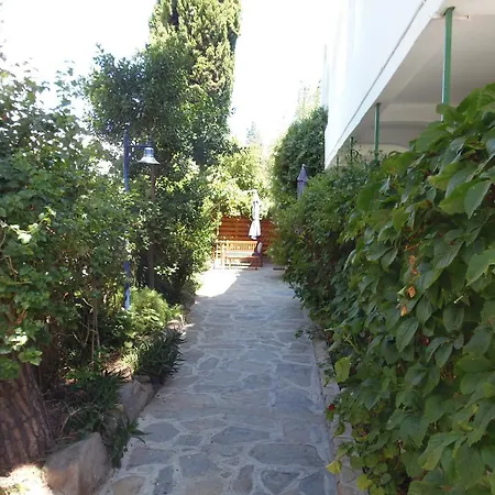 Uzhan Otel Bitez