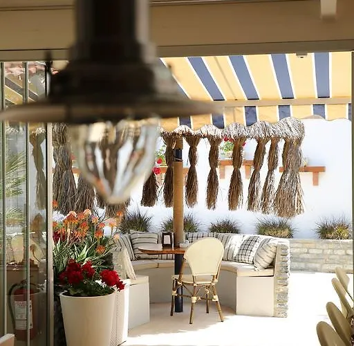 Uzhan Ξενοδοχείο