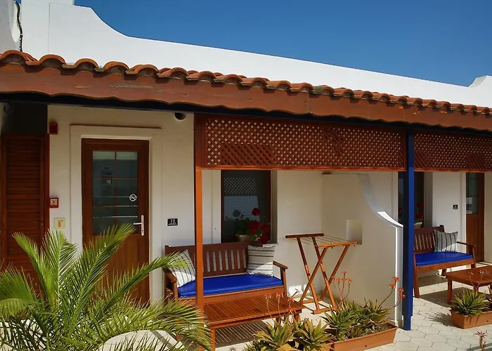 Отель Uzhan Битез