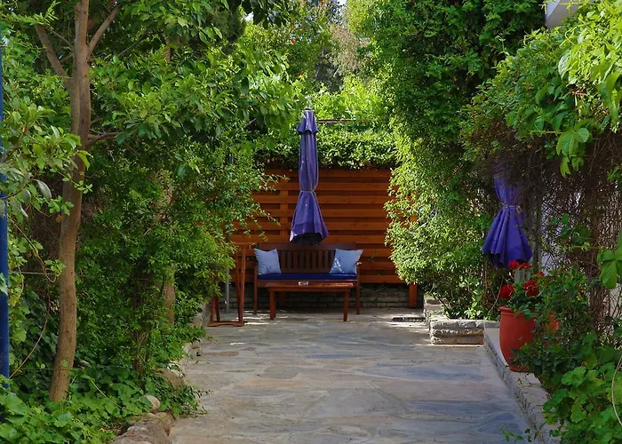 Отель Uzhan Битез