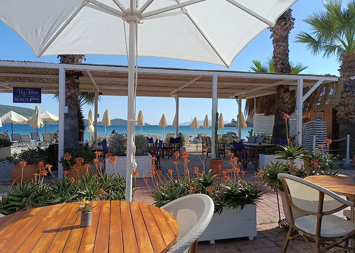 Uzhan Отель Битез