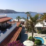 Hotel Uzhan